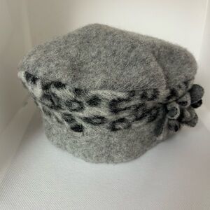 Lafenice Florence Italy Gray Wool Hat with Floral Accent